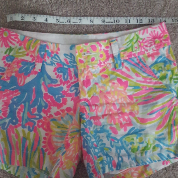 Lilly pulitzer shorts - Picture 3 of 3